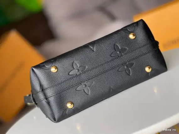 CARRYALL VUITTON MM LOUIS 0525